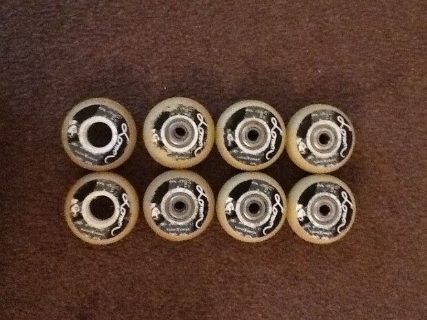 8x Lomax Aggressive skate wheels